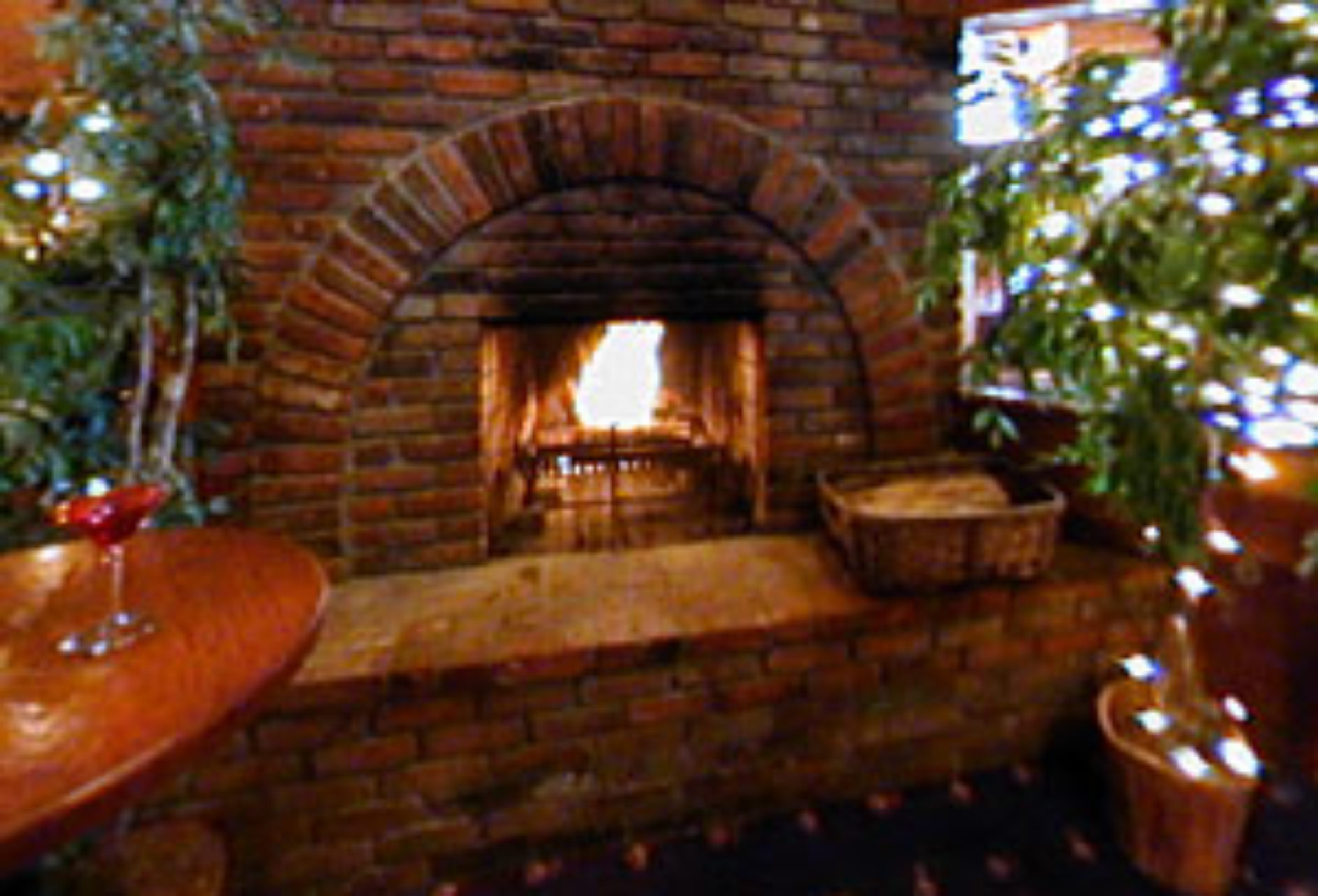 cropped-fireplace.jpg